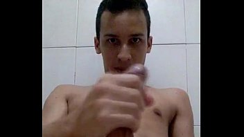 VID-20150407-WA0046