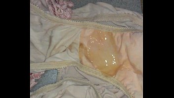 masturbate with  my wife'_s panty