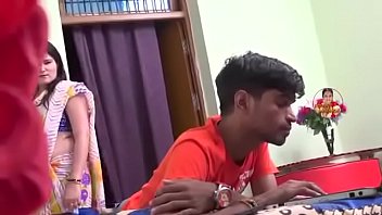 Indian Anti SeX xvideo  !!! प्यार में डूबे पवन और रिंकू !!!